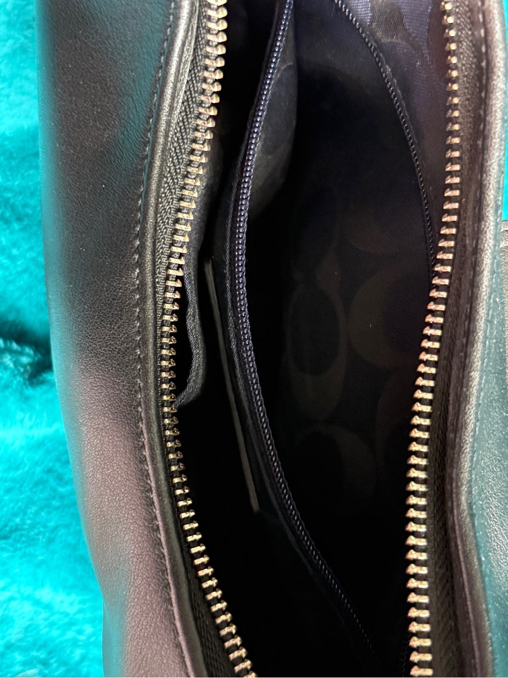 Coach Hamptons 2005 VINTAGE Hobo Bag
with hangtag - Picture 6 of 12